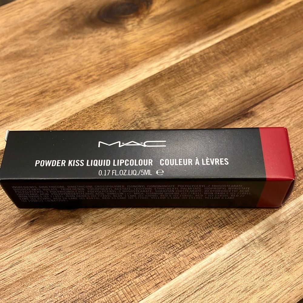 Mac powdered kiss liquid lipcolour